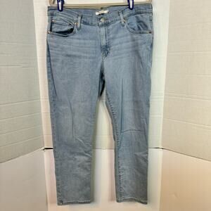Levi’s Boyfriend Jeans